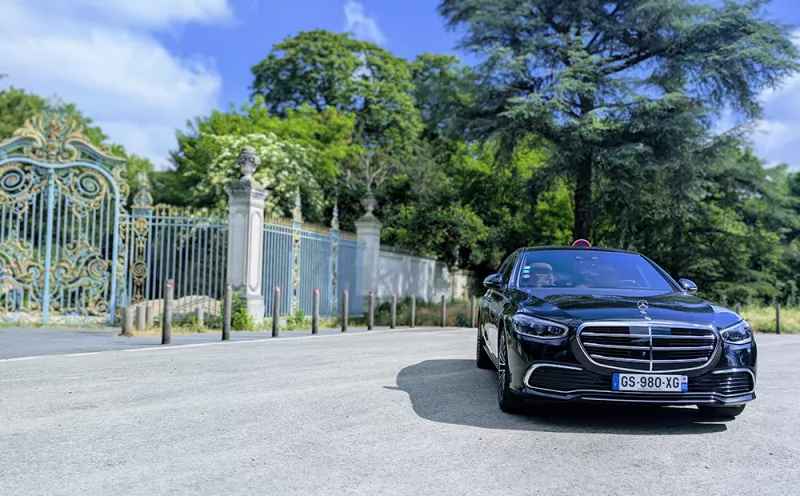 Mercedes Classe S 450 Long de location chez Vendôme Plaza à Boulogne-Billancourt