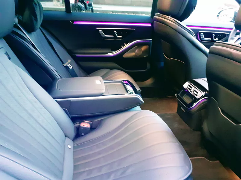 Mercedes Classe S 450 Long de location chez Vendôme Plaza à Boulogne-Billancourt