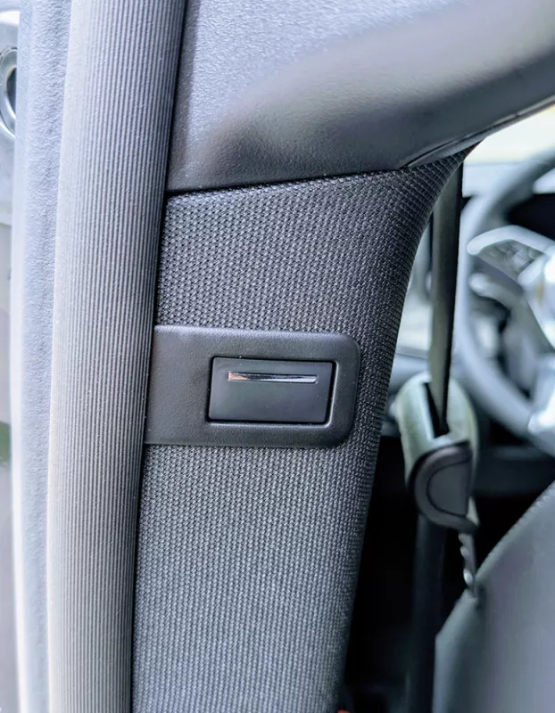 Mercedes Classe V 300 XL de location chez Vendôme Plaza à Boulogne-Billancourt