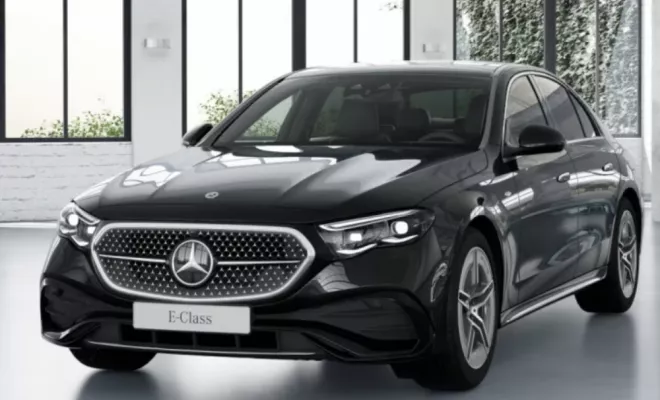 Mercedes E 300e de location chez Vendôme Plaza à Boulogne-Billancourt